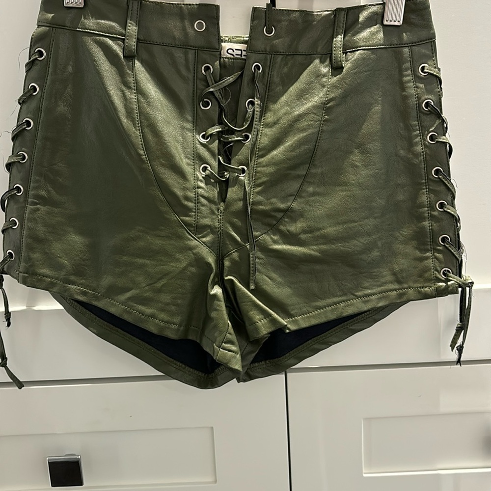 Seek The Label - Leather Shorts - XS